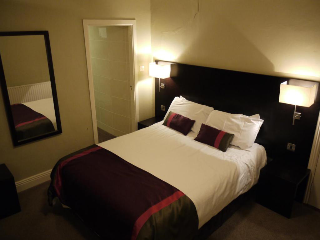 Hearns Hotel Клонмель Номер фото