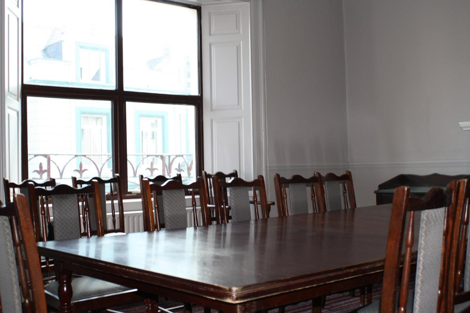 Hearns Hotel Клонмель Екстер'єр фото